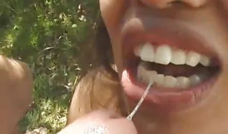 மிகவும் ஈரமான சொட்டாக அவளது உண்மையான உஸ்பெக் ஆபாச