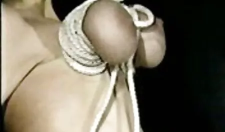 டெண்டர் அழகு லூலூ காதல் ஒரு மிகவும் உண்மையான ஆபாச நல்ல செக்ஸ் அமர்வு